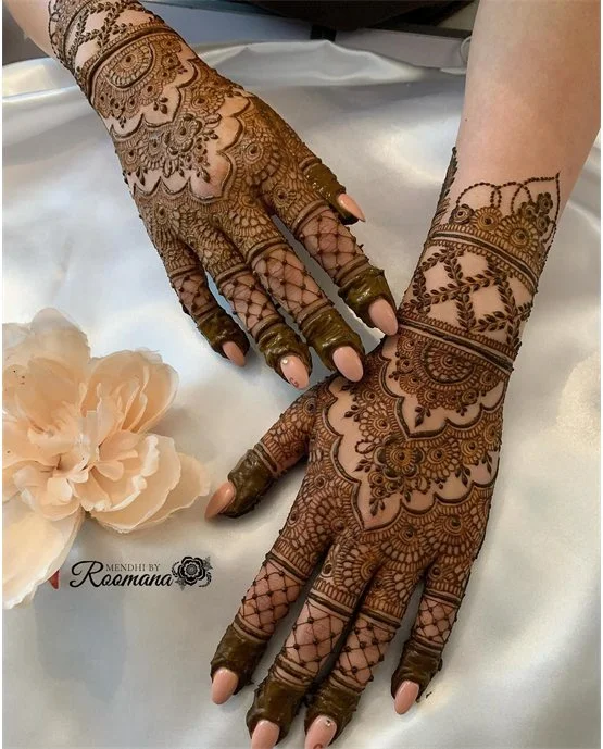 Traditional Butterfly Style On Back Hand Mehndi Design Traditional Butterfly Style On Back Hand Mehndi Design